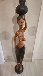 sculpture en cajou du Sénégal, Enlèvement ou Envoi