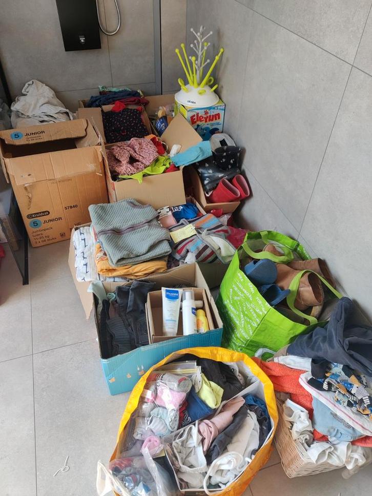 Groot lot kinderkleding, Kinderen en Baby's, Babykleding | Baby-kledingpakketten, Maat 50, Ophalen