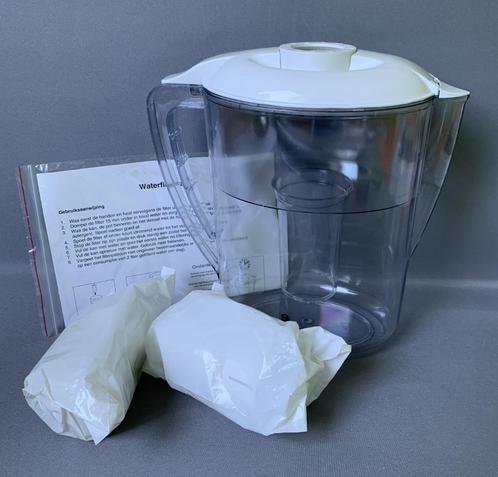 Nouveau ! Carafe filtrante à eau avec 2 cartouches, Maison & Meubles, Cuisine | Ustensiles de cuisine, Neuf, Enlèvement ou Envoi