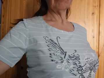 Avantgarde 42 watergroen T-shirt met parels beschikbaar voor biedingen