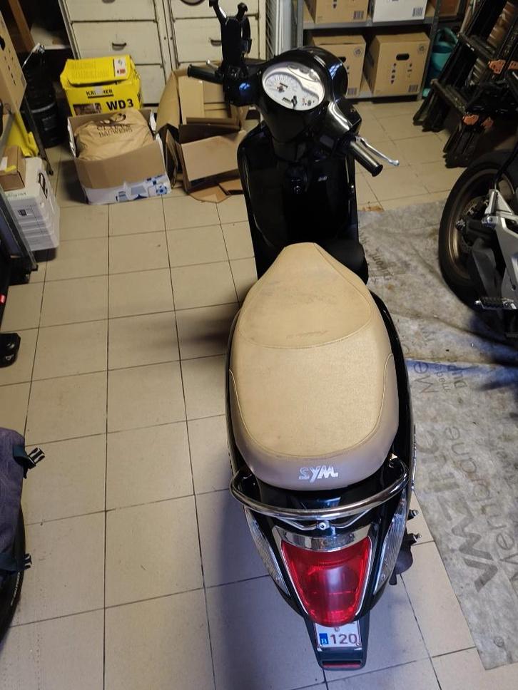 SYM Fiddle 3 te koop – €1000, Fietsen en Brommers, Scooters | SYM, Gebruikt, Fiddle, Klasse A (25 km/u), Benzine, Ophalen