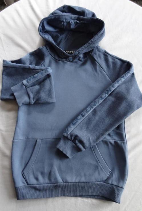 Sweater WE 146  ‘Moving Forward’ Katoen met kap   € 13, Kinderen en Baby's, Kinderkleding | Maat 146, Zo goed als nieuw, Jongen