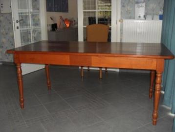 ANTIEKE KERSENTAFEL beschikbaar voor biedingen
