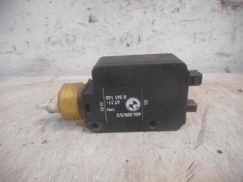 CENTRALE VERGRENDELING MOTOR ACHTERKLEP 3 serie (E36 / 4), Auto-onderdelen, Overige Auto-onderdelen, BMW, Gebruikt