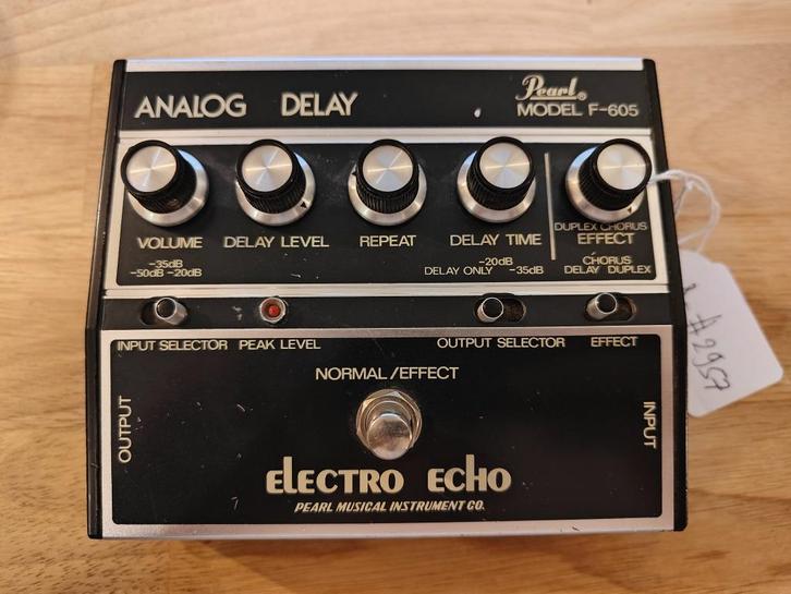 [zeldzaam] Pearl Model F-605 Analog Delay - serviced, Muziek en Instrumenten, Effecten, Gebruikt, Chorus, Delay of Echo, Ophalen of Verzenden