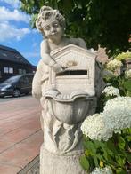 Beeldhouwwerk brievenbus in steen met engeltje, Tuin en Terras, Brievenbussen, Ophalen, Gebruikt, Hardsteen, Staande brievenbus