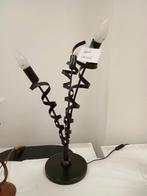 Tafellamp, Enlèvement