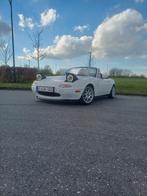 Mazda MX5 NA 1992 Oldtimer – Crystal White, Achterwielaandrijving, 4 cilinders, Cabriolet, Overige bekleding