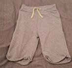 ♡ Short ( Maat 146-152), Kinderen en Baby's, Kinderkleding | Maat 146, Ophalen of Verzenden, Zo goed als nieuw, Jongen, Broek