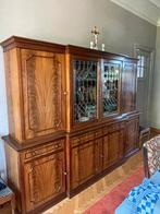 armoire ancienne en acajou, Enlèvement, Utilisé