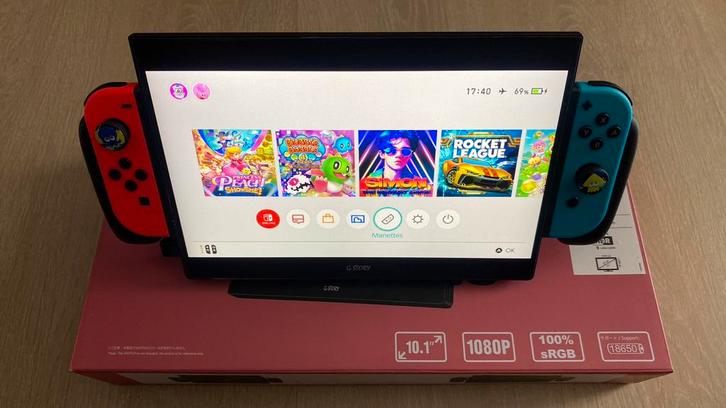 10,1" scherm voor Nintendo Switch (geen Nintendo te koop!), Games en Spelcomputers, Spelcomputers | Nintendo Switch, Zo goed als nieuw