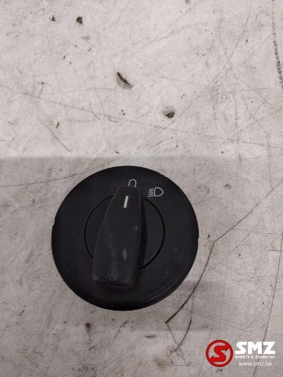 Occ interrupteur de phare Iveco, Autos : Pièces & Accessoires, Pièces camion, Iveco, Électronique et Câbles, Utilisé