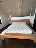 Bed + matras 160x200, Ophalen, Gebruikt, Beige, Tweepersoons