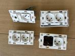 Bticino stopcontacten afdekplaatjes allerlei, Ophalen, Zo goed als nieuw