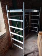 ÉCHAFAUDAGE SUR ROUE, Enlèvement, Comme neuf, Échafaudage fixe ou roulant, 2 à 5 mètres