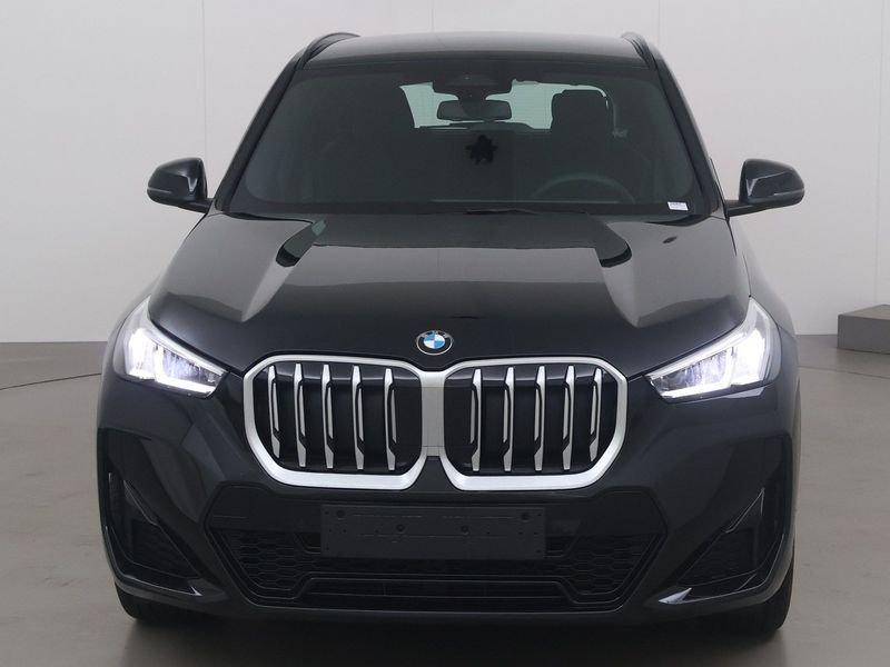 BMW X1 1.5ia sdrive18 136 AT, Auto's, BMW, Gebruikt, Zwart, 146 g/km, Bedrijf