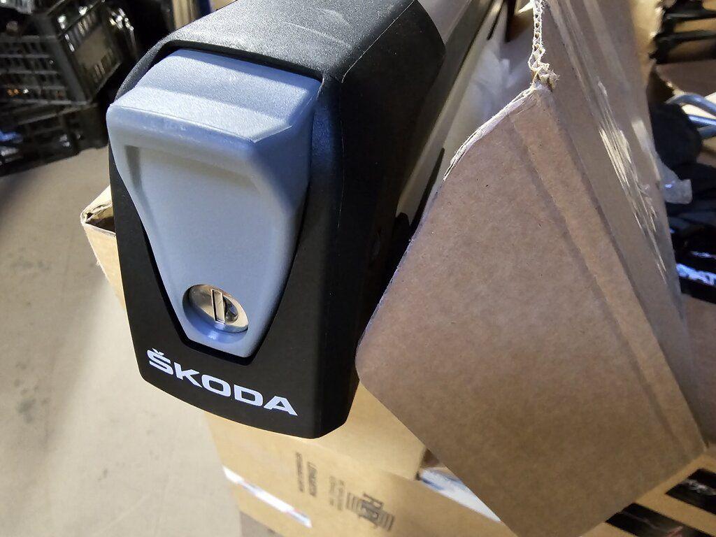 Skidragers 4 ski's of 2 snowboards dakdrager Skoda 000071129, Neuf, -, -, -