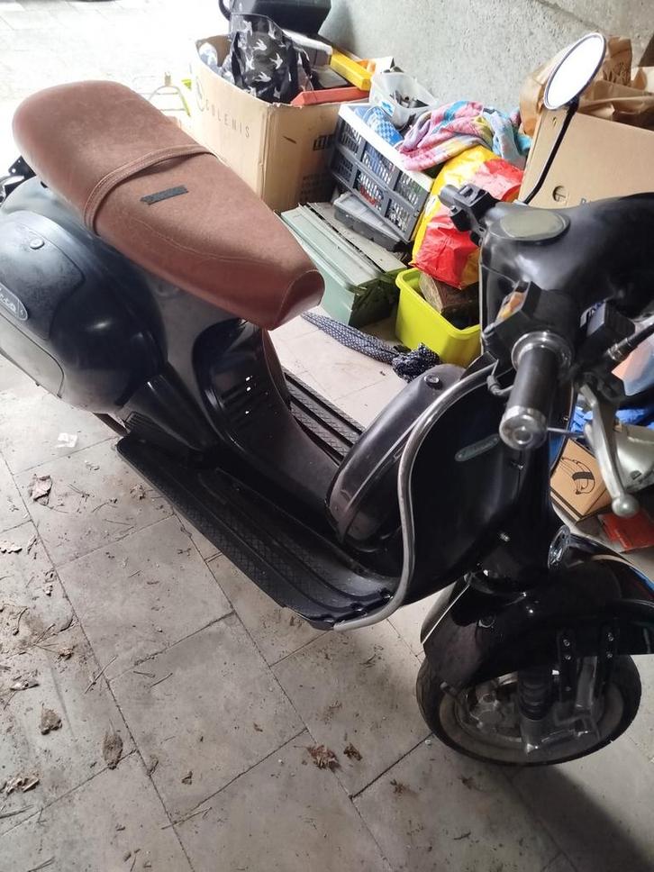 Neco abruzzi kl B, Fietsen en Brommers, Scooters | Overige merken, Gebruikt, Klasse B (45 km/u), Benzine, Ophalen