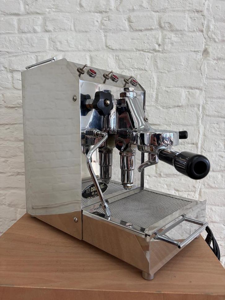 Isomac Milano Zaffiro E61 espresso machine, Electroménager, Cafetières, Utilisé, Café moulu, Machine à espresso, 10 tasses ou plus