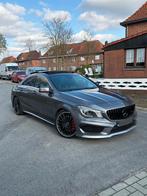 Mercedes CLA45 AMG Pano 4 Matic Carbon Gekeurd, Auto's, Mercedes-Benz, Automaat, CLA, Bedrijf, Navigatiesysteem