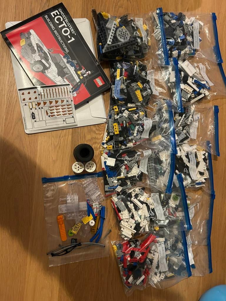 Lego Ecto-1 ( 10274) compleet met deels nog nieuwe stickers, Lego, Ophalen of Verzenden, Zo goed als nieuw, Complete set