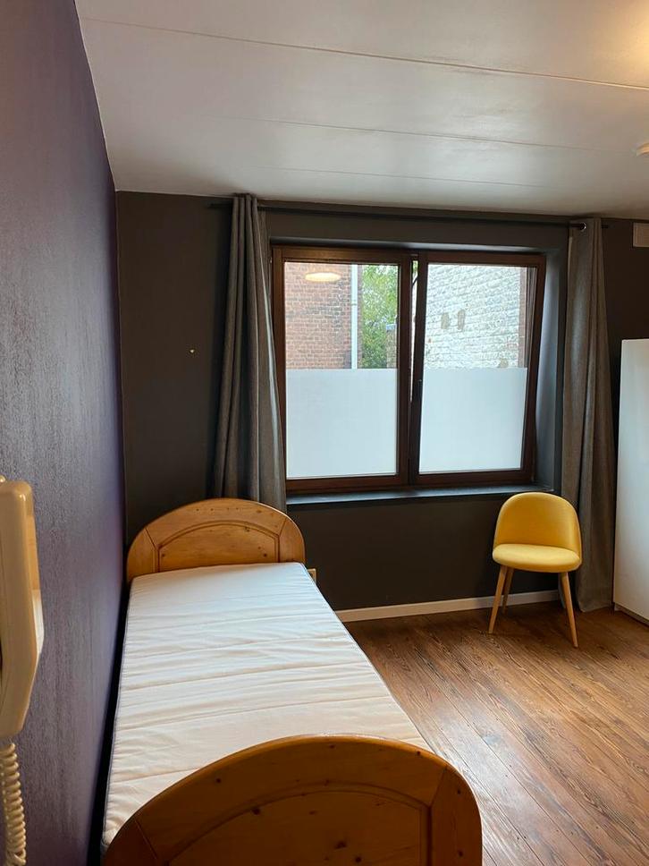 Chambre à louer - LIEGE, Maison & Meubles, Chambre à coucher | Chambres à coucher complètes, Enlèvement