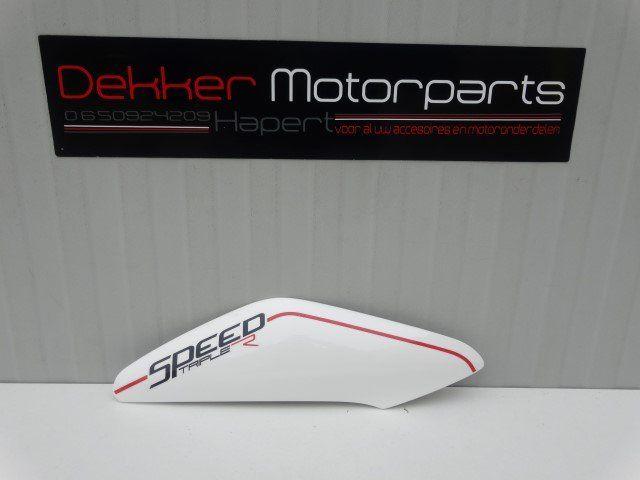 Linker Kap / Zijpaneel Triumph Speed Triple 1050 2011-2012, Motos, Pièces | Autre, Utilisé, Enlèvement ou Envoi