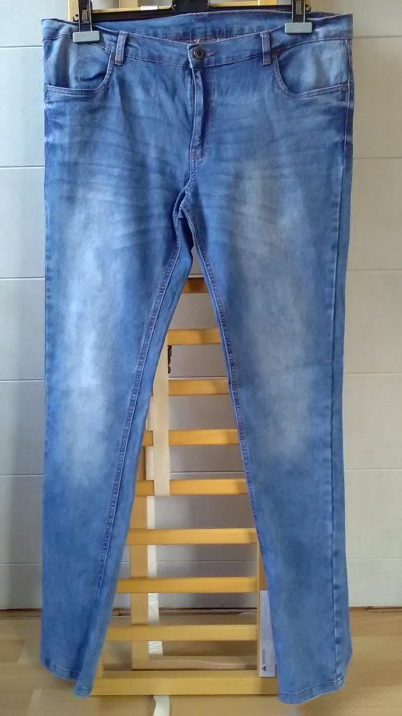 Nieuwe middenblauwe YFT-skinny jeans XXL, Blauw, Overige jeansmaten, Nieuw, Ophalen of Verzenden