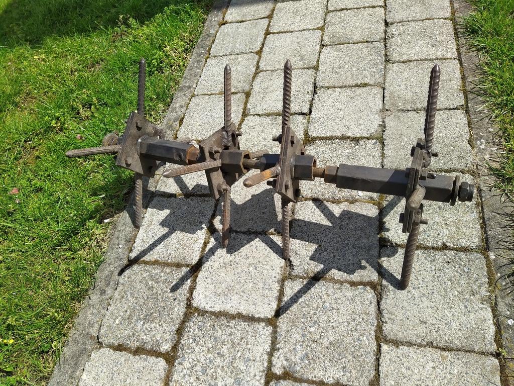 Freesmessen voor tuinfrees, Ophalen