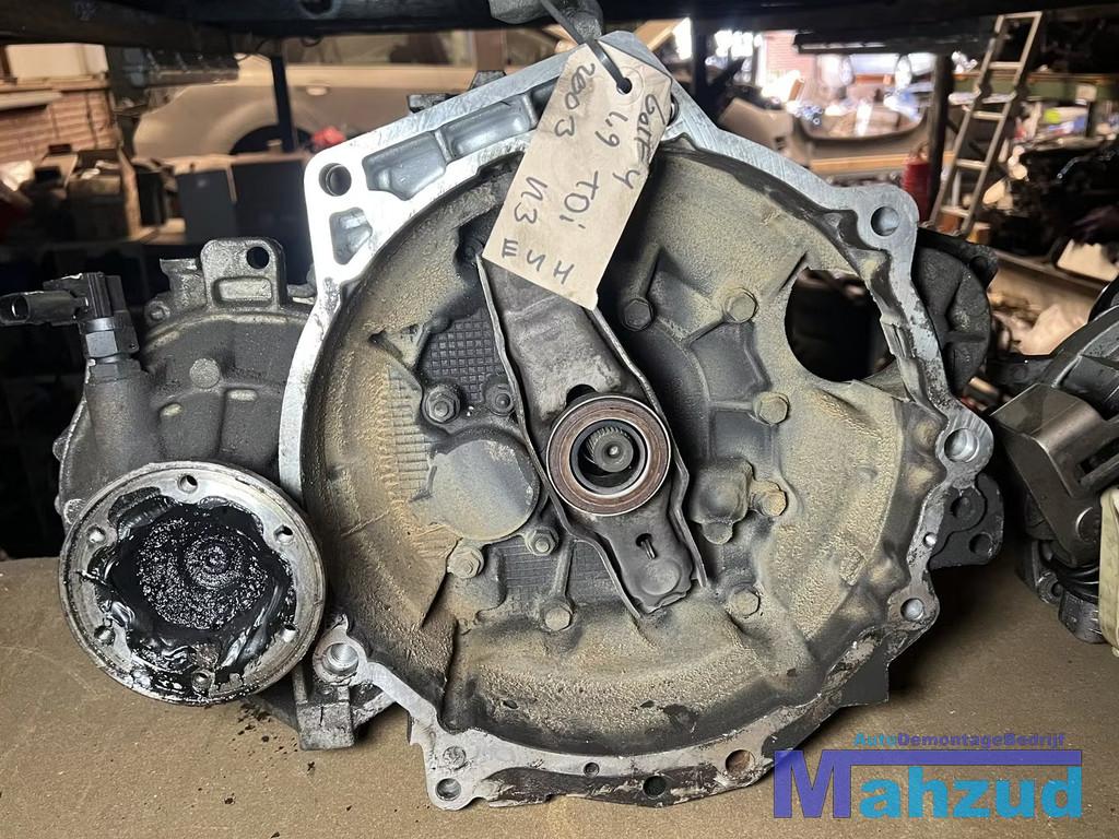 VOLKSWAGEN GOLF 4 1.9 TDI Versnellingsbak EUH HANDBAK, Auto-onderdelen, Transmissie en Toebehoren, Volkswagen, Gebruikt
