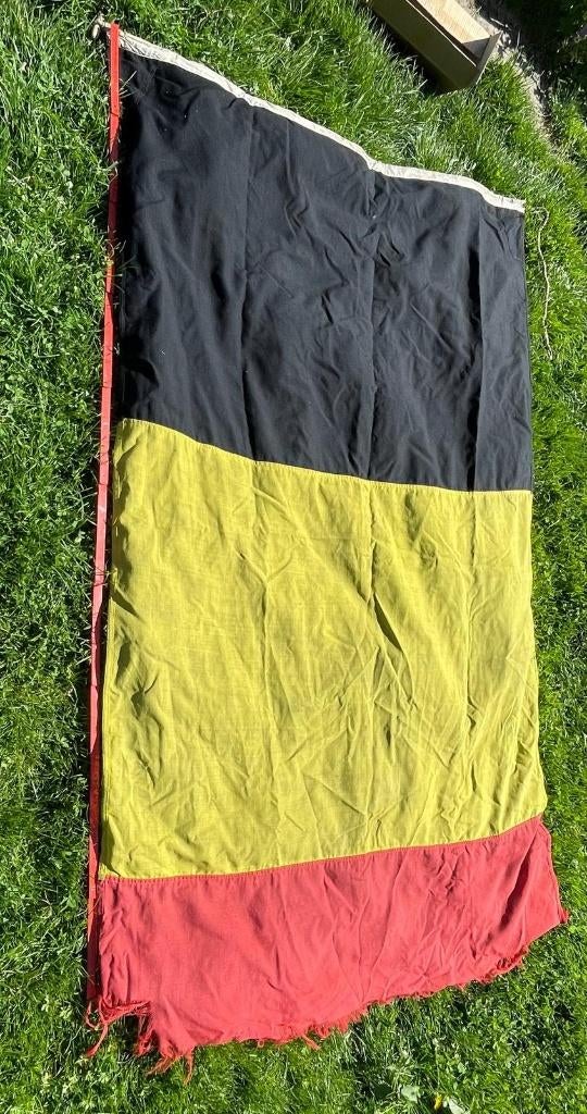 Authentique drapeau belge d'époque 1940 - Grand format, Collections, Objets militaires | Seconde Guerre mondiale, Enlèvement ou Envoi