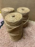 Drie klossen dikke touw, Ophalen of Verzenden