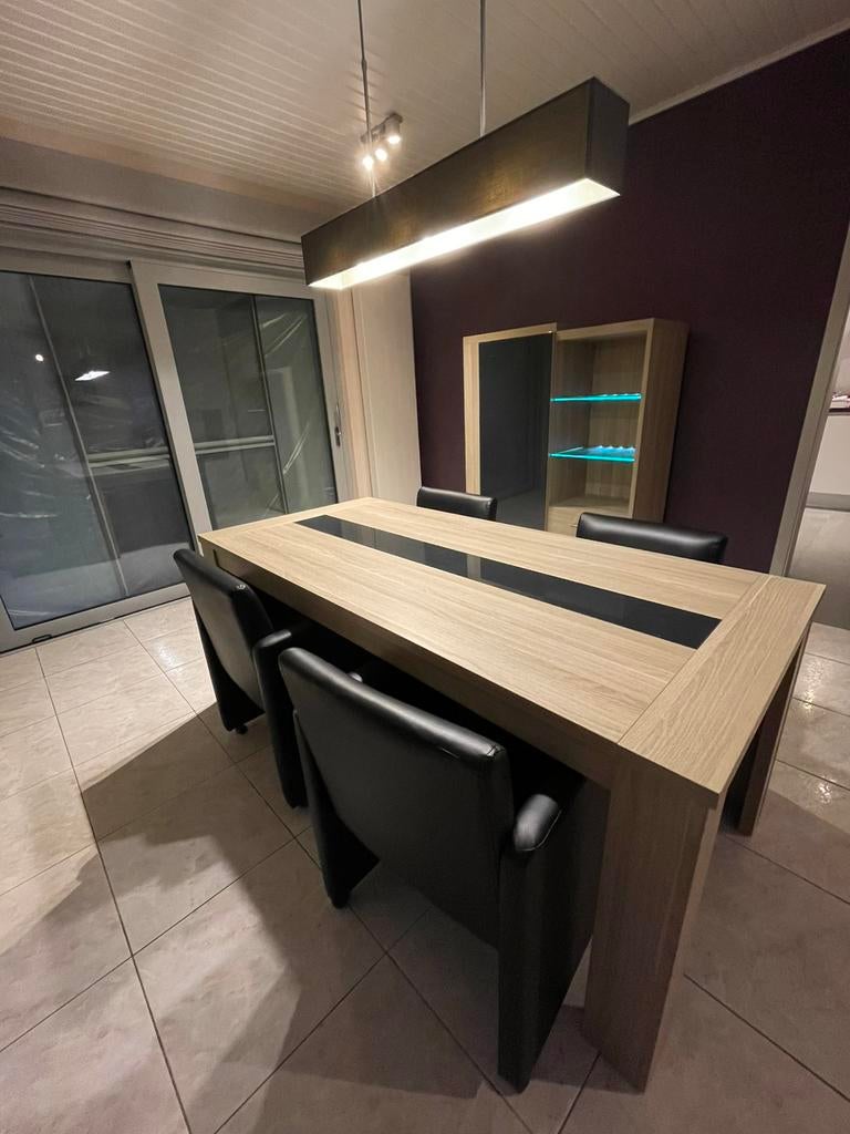 4 eetkamerstoelen op wielen, Huis en Inrichting, Stoelen, Ophalen, Zo goed als nieuw