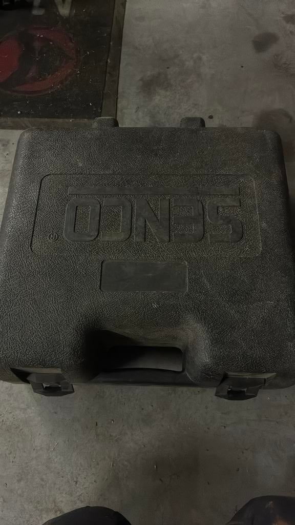 Senco roofpro schieter, Enlèvement, Comme neuf