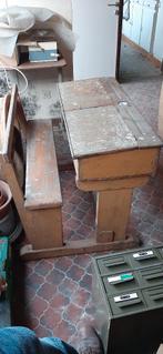 Antieke schoolbank, Enlèvement