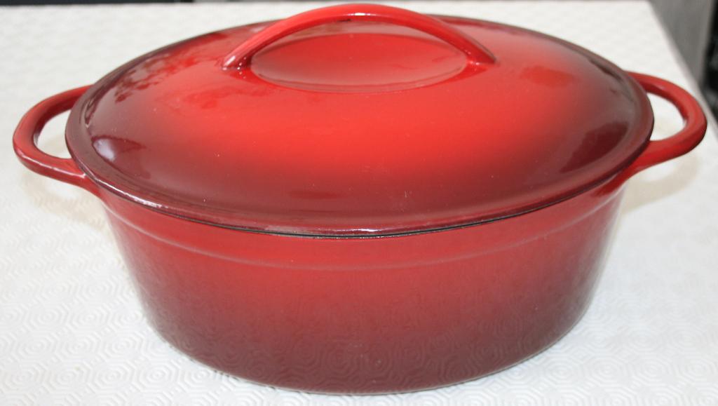 Cocotte en fonte émaillée, Maison & Meubles, Enlèvement, Utilisé, Fonte, Casserole ou Cocotte-minute