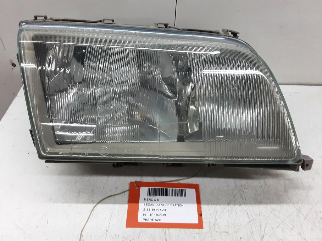PHARE / OPTIQUE AVANT DROIT Mercedes-Benz C (W202), Autos : Pièces & Accessoires, Mercedes-Benz, Mevr. I. Hauben, Utilisé, Rue de l'Espoir 34 34
4030  GRIVEGNÉE, BE