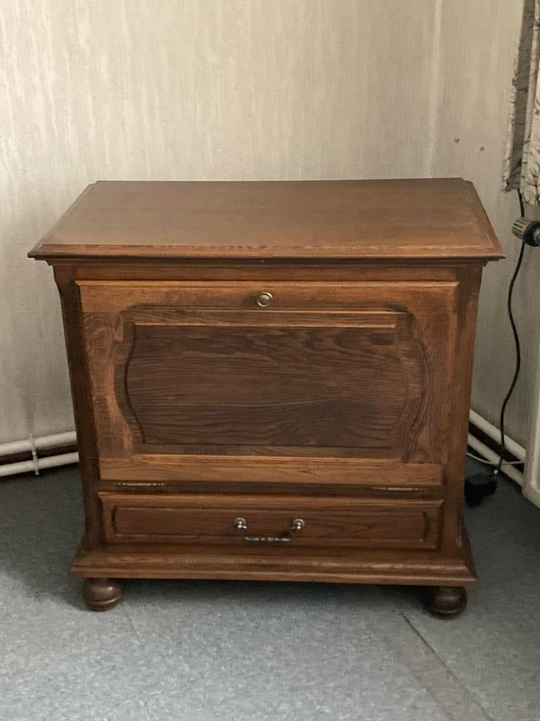 Meuble de rangement en bois élégant - en excellent état, Enlèvement