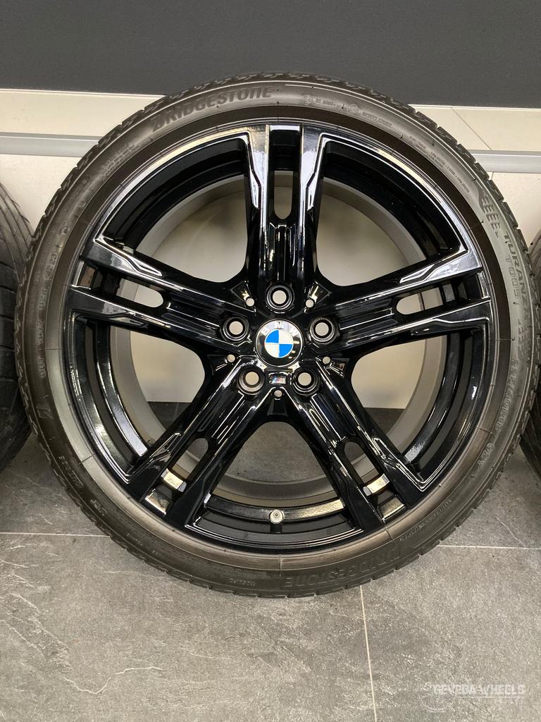 18” originele BMW 1 F40 / 2 F44 velgen + banden 5x112 819M 8, Pneus et Jantes, Véhicule de tourisme, Pneus été, -