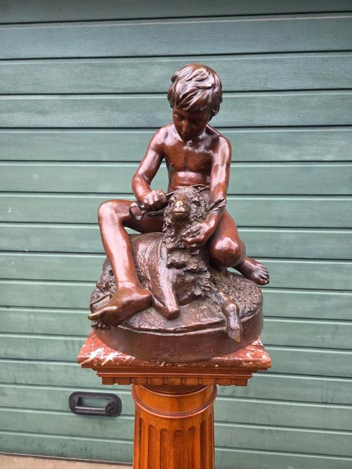 Recherchés : statues anciennes en bronze ou en marbre, artic, Antiquités & Art, Antiquités | Bronze & Cuivre, Enlèvement