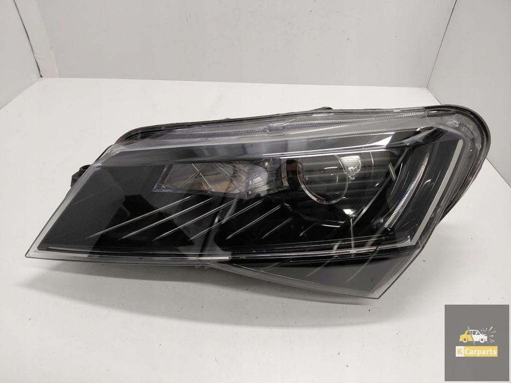 3V1.941.015.B, Phare de torsion au x non Skoda Superb III, Autos : Pièces & Accessoires, Infoline@skoda-auto.cz, Tr. Vaclava Klementa 869
293 01  Mlada Boleslav, CZ