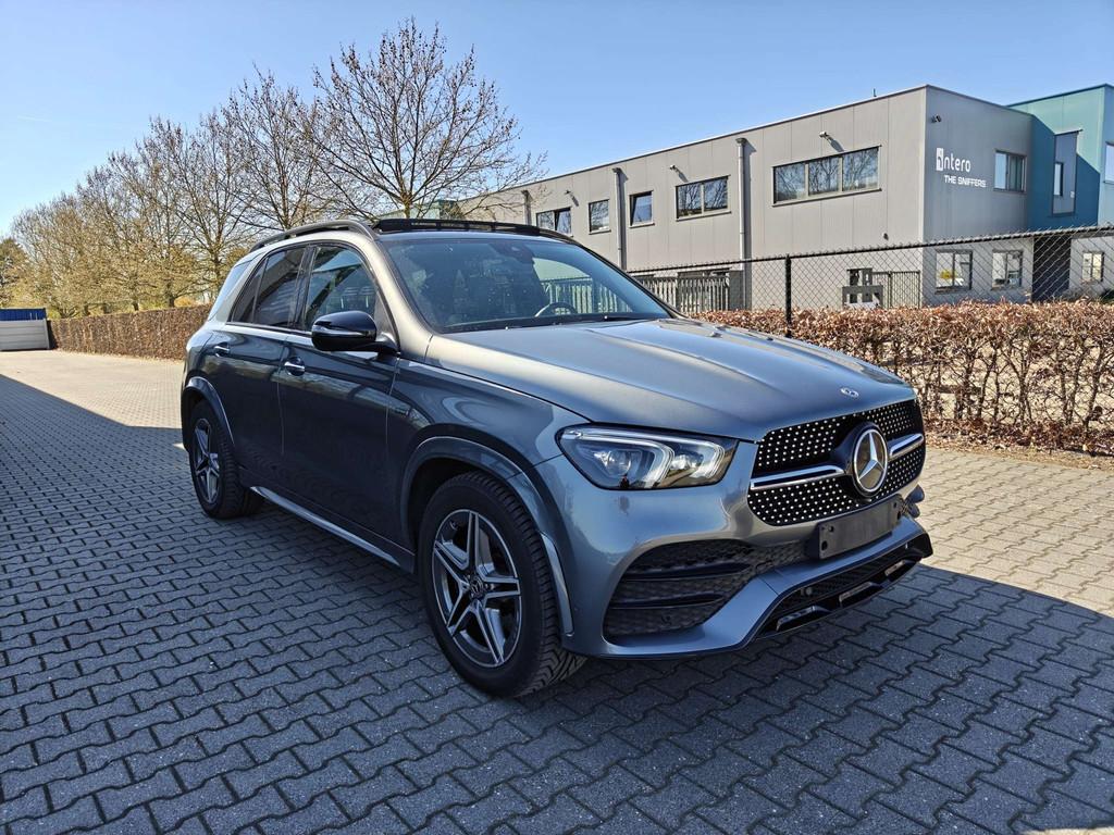 Mercedes-Benz GLE 350 de 4-Matic AMG+Night/Pano/Trekhaak/Key, Auto's, Mercedes-Benz, Automaat, Zwart, GLE, https://public.car-pass.be/vhr/60edd04f-4877-48f5-9988-127fe9b4c8c4