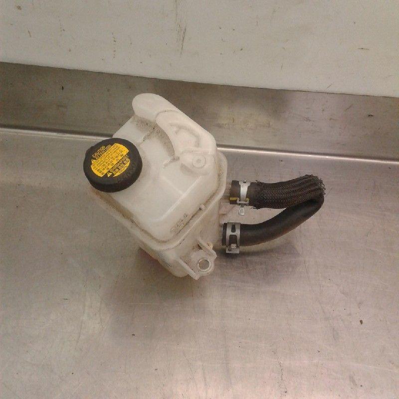 EXPANSIERESERVOIR Toyota Auris Touring Sports (E18), Gebruikt, Toyota