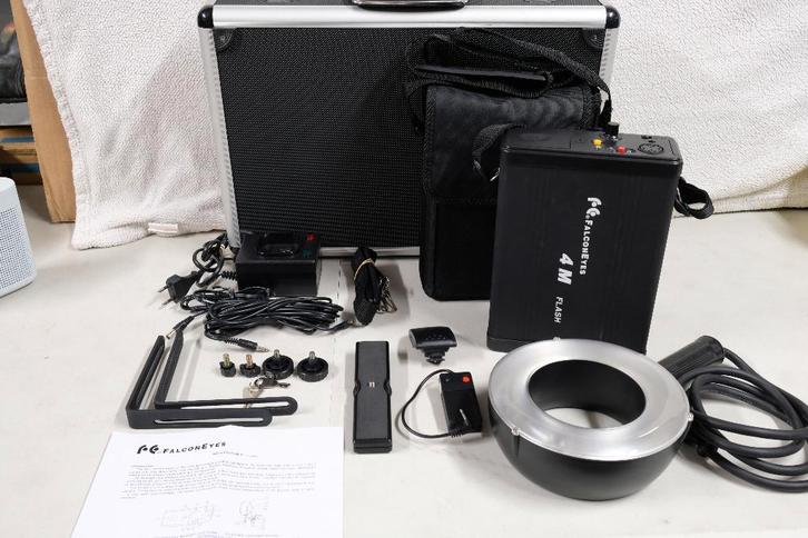 Falcon Eye 4M 400Ws Ring Flash Trigger Flight Ring-hoesje, Audio, Tv en Foto, Foto | Flitsers, Gebruikt, Overige merken, Kantelbaar