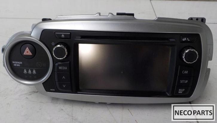 TOYOTA YARIS RADIO NAVIGATIESCHERM SCHERM 86140-0D010, Autos : Divers, Autoradios, Utilisé, Enlèvement ou Envoi