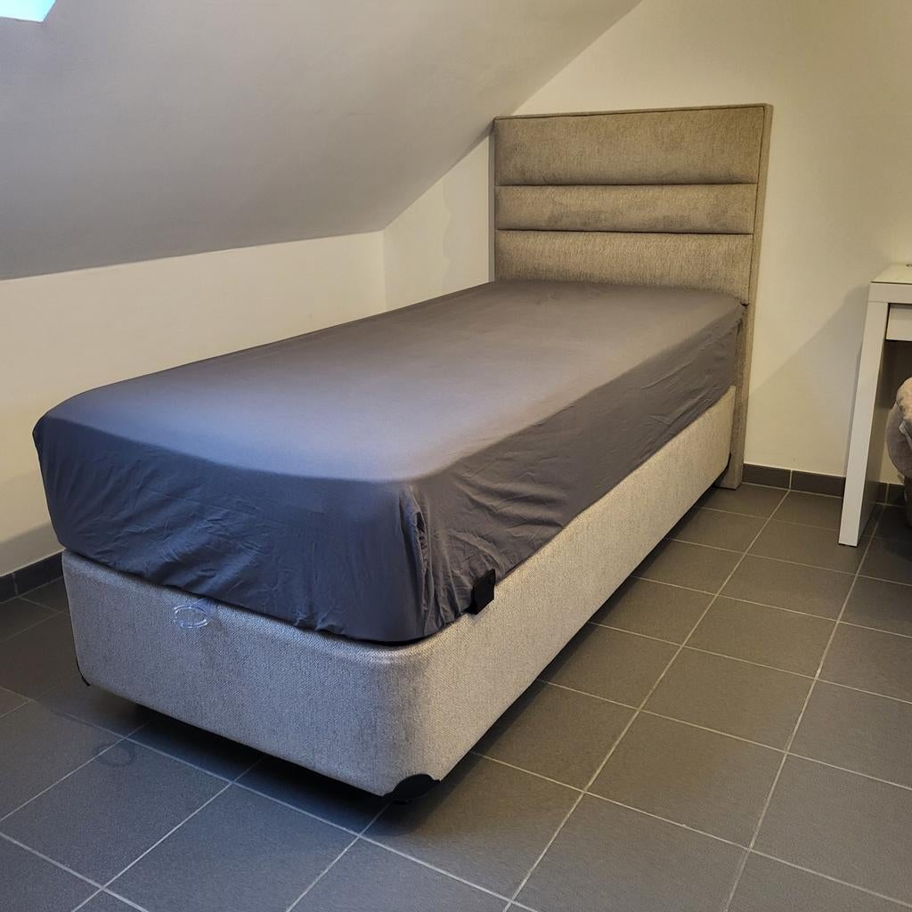 Lit coffre + matelas inclus, Ophalen, 90 cm, Eenpersoons, Grijs