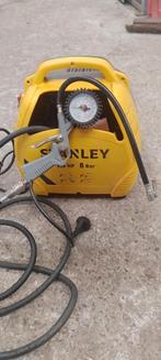 STANLEY luchtcompressor 1100W, Neuf, Moins de 200 litres/min, Enlèvement, 6 à 10 bars