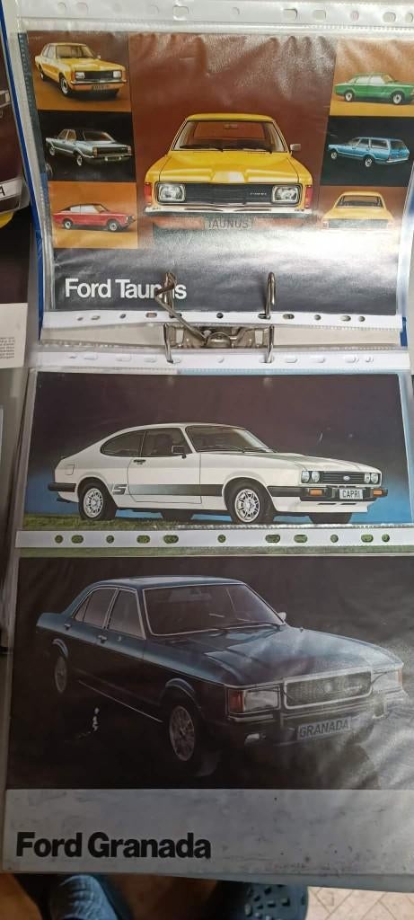 catalogue automobile, Livres, Autos | Brochures & Magazines, Ford, Envoi