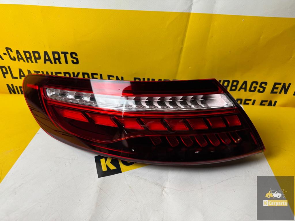 Links Achter achterlicht Mercedes-E-Klasse AMG l A2389064101, Info@fabrikant.eu, Fabrikantstraat 1
1000 AA  Amsterdam, NL, Mercedes-Benz