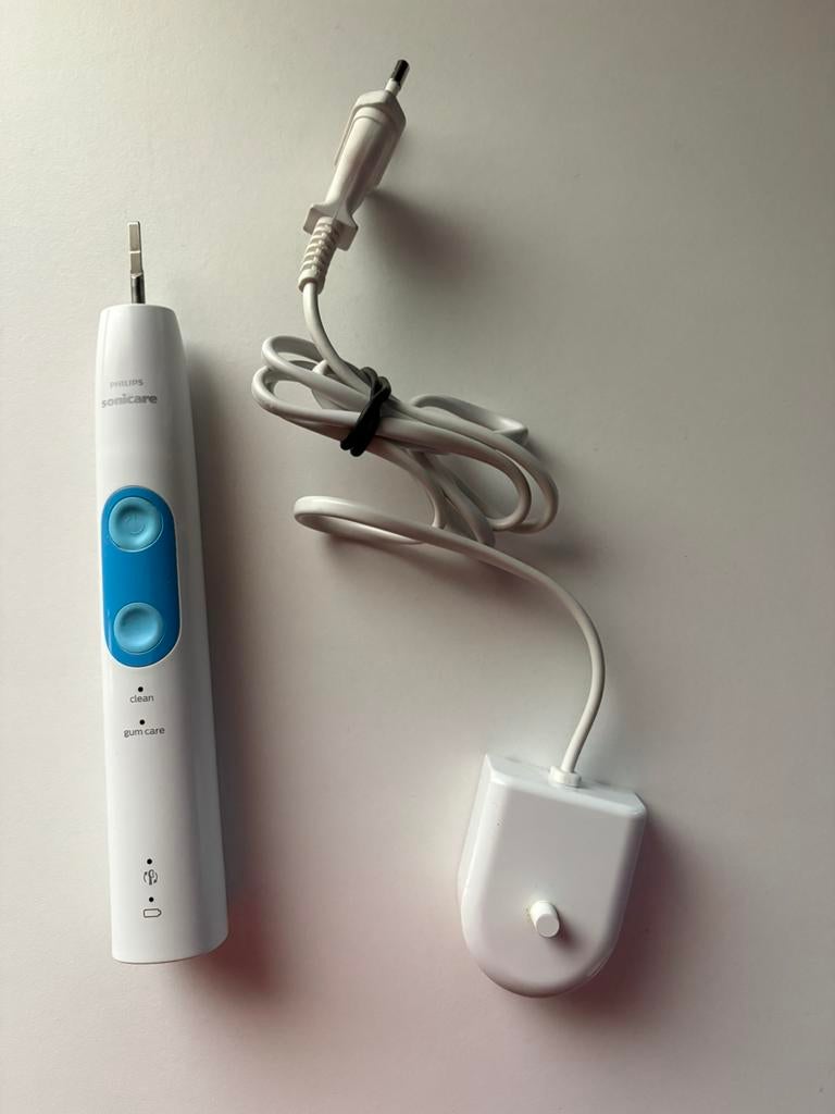 Philips elektronische tandenborstel sonicare, Enlèvement ou Envoi, Comme neuf, Brosse à dents